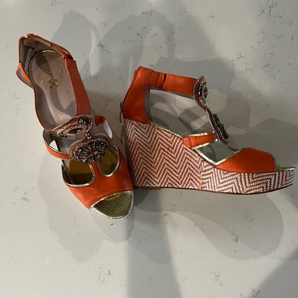 Vincent Camuto Wedges